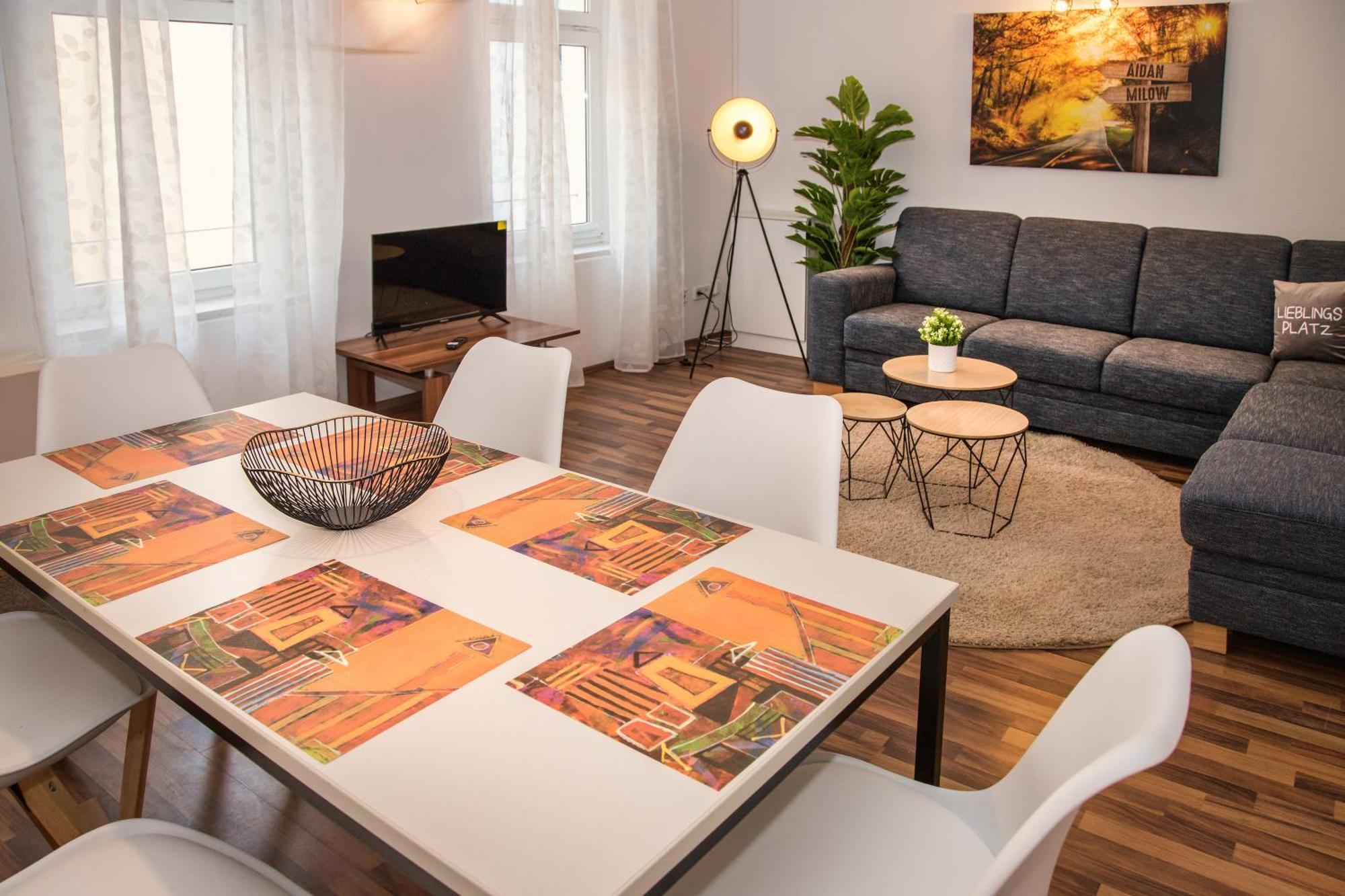 Apartment Ferien- & Monteur Maisonette In Magdeburg, H *